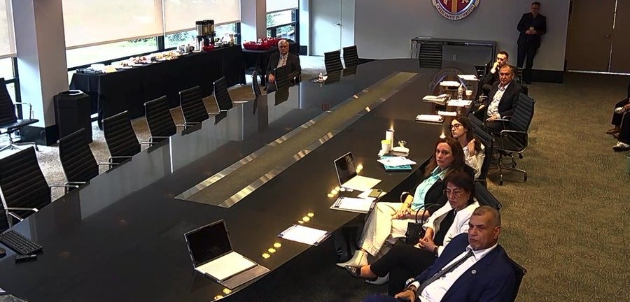 Participación de Jorge Granda en simposio internacional en Houston