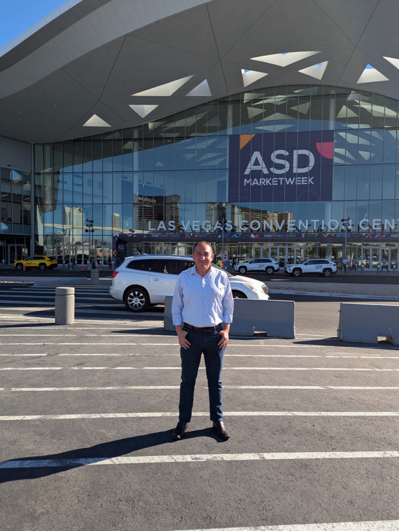 Jorge Granda en IWCE 2026 durante la cobertura del evento